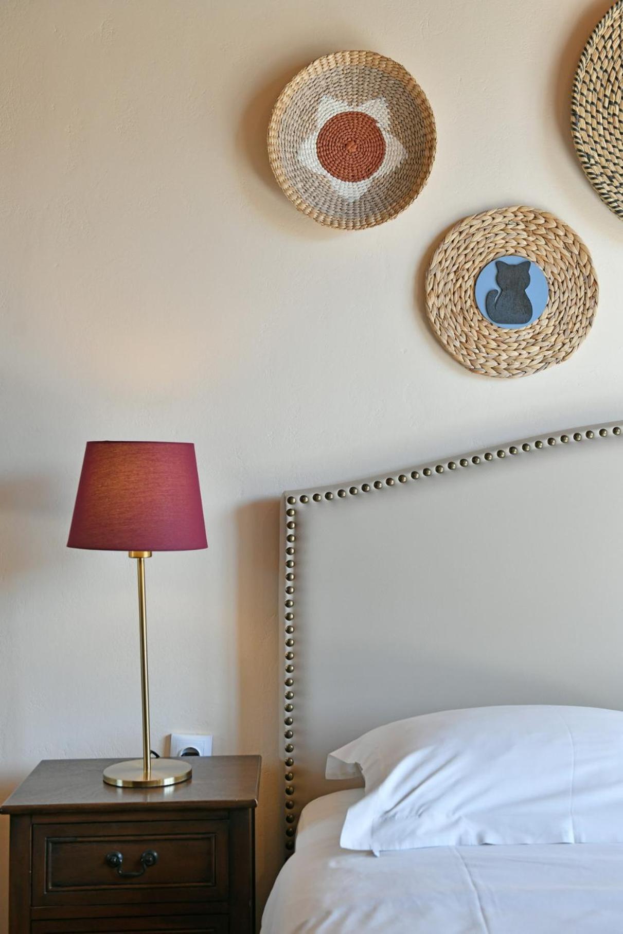 Athina Guesthouse Идра Экстерьер фото