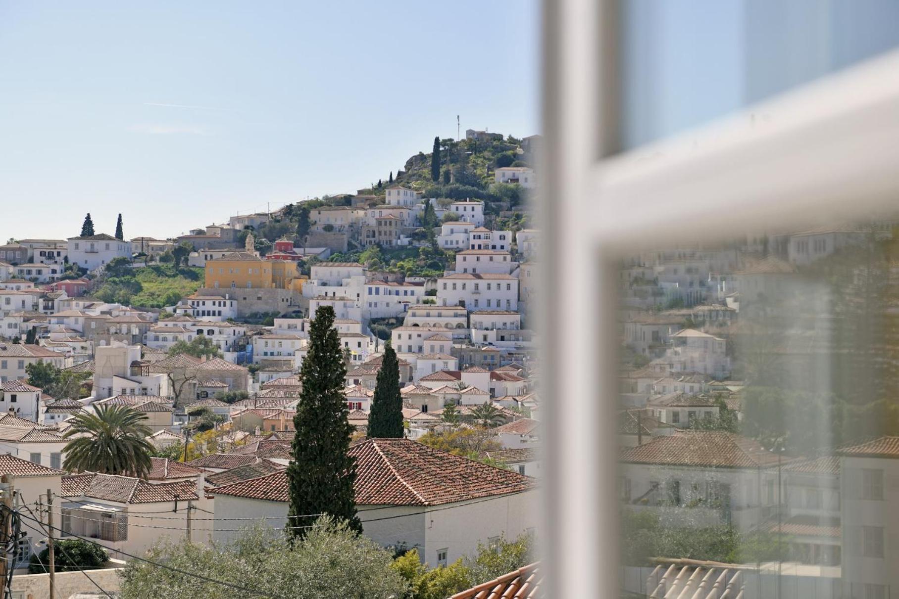 Athina Guesthouse Идра Экстерьер фото