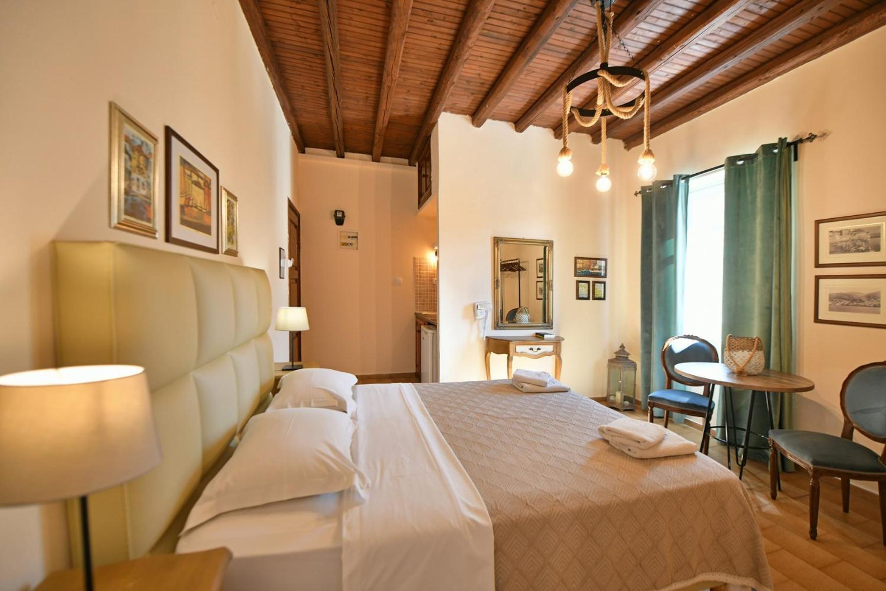 Athina Guesthouse Идра Экстерьер фото
